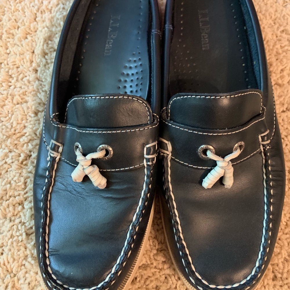 LLBean Ladies boat shoe slide navy 8